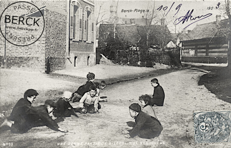 33- Une bonne partie de billes - Rue Beauchene