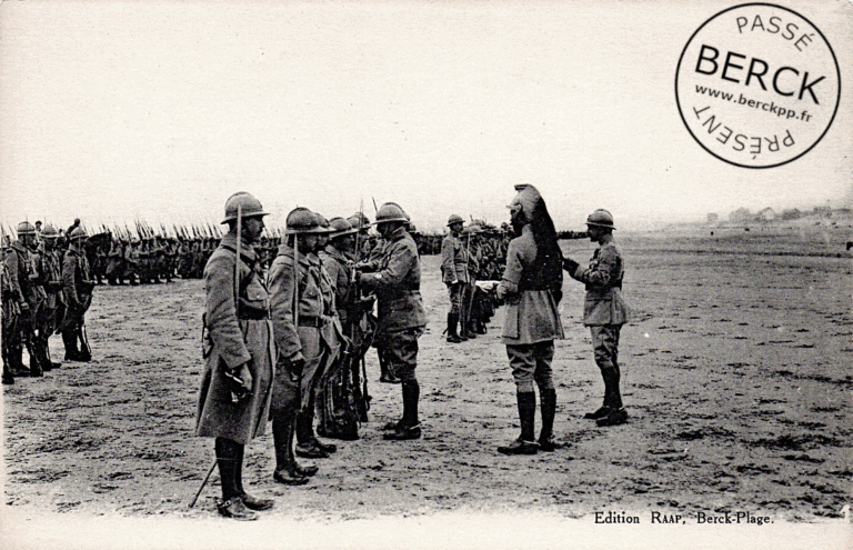 [ Remise de médailles ]