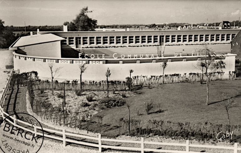 91 - Ecole Communale de Filles - arch. M