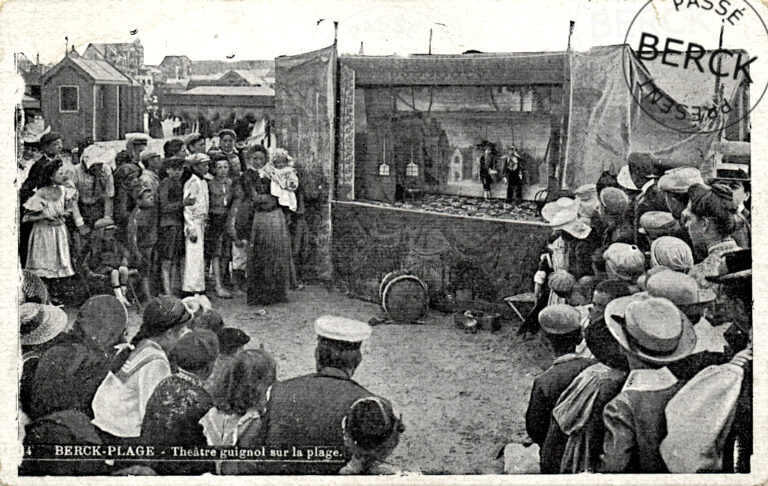14 - Théâtre guignol sur la plage
