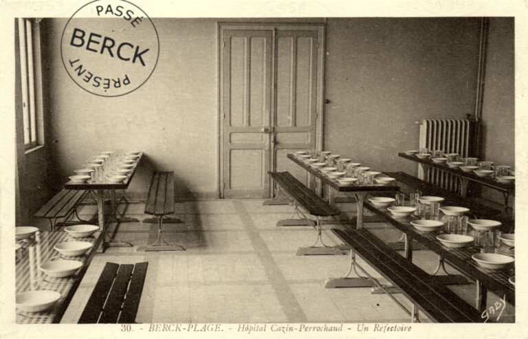 30 - Hôpital Cazin-Perrochaud - Un Refectoir