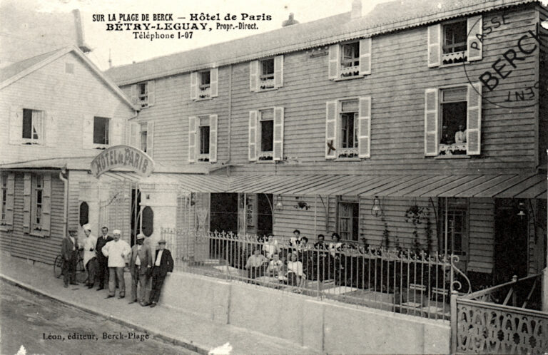 SUR LA PLAGE DE BERCK - Hôtel de Paris