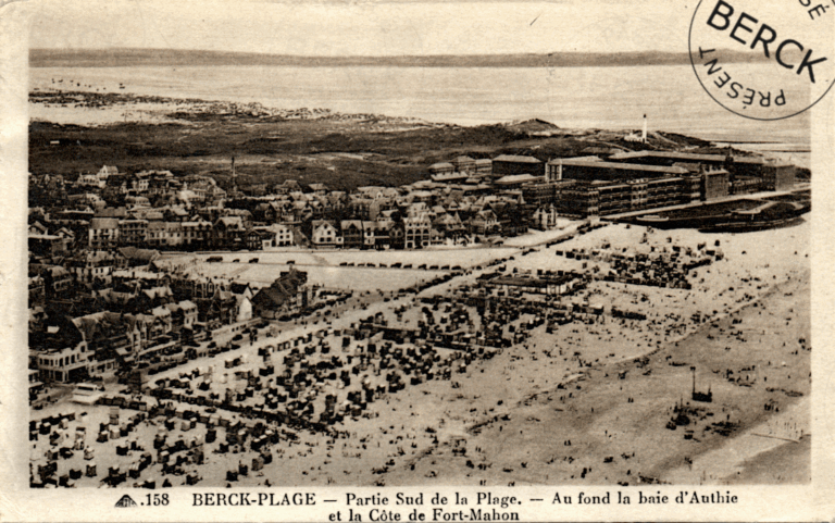 158 - Partie Sud de la Plage - Au fond la baie d'Authie et la Côte de Fort-Mahon