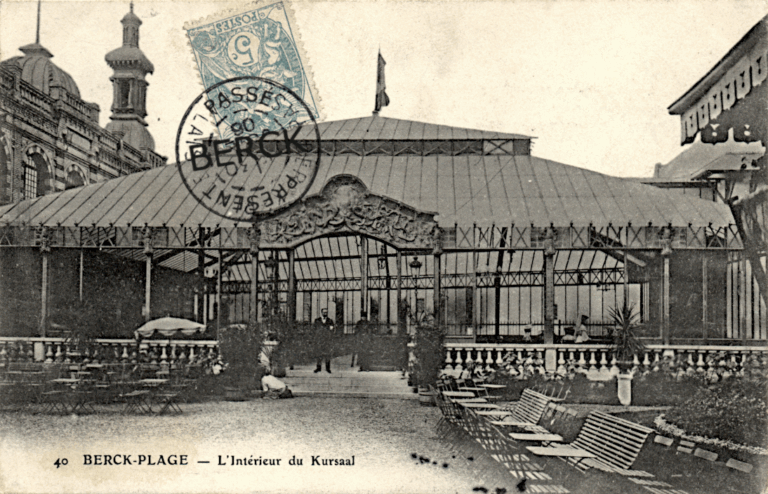 40 - L'Intérieur du Kursaal