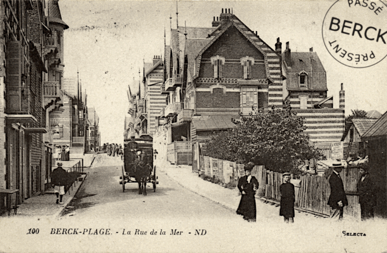100 - La Rue de la Mer