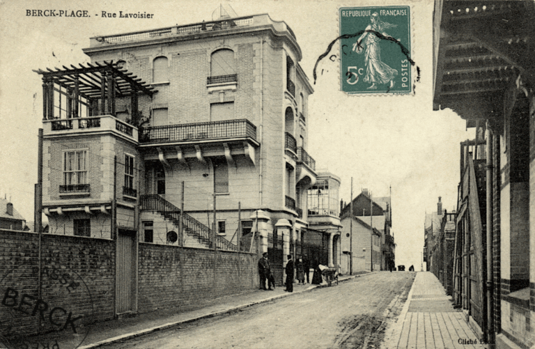 Rue Lavoisier