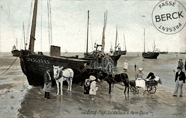 1766 - Les Bateaux à Marée Basse