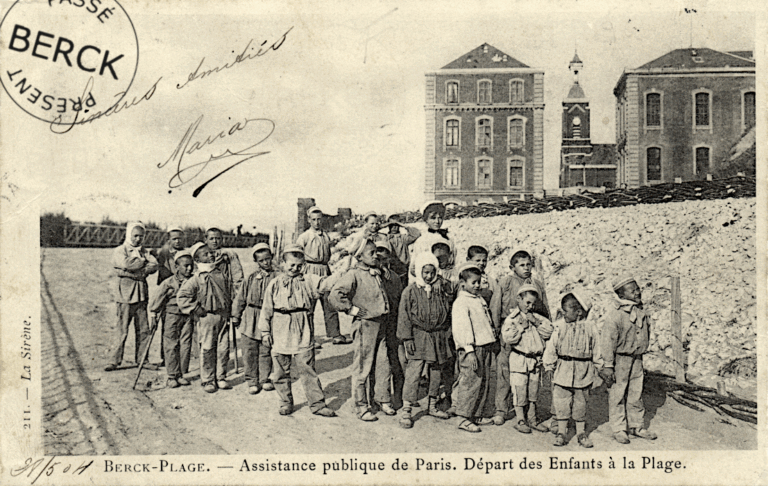 211 - Assistance publique de Paris - Départ des Enfantsà la Plage