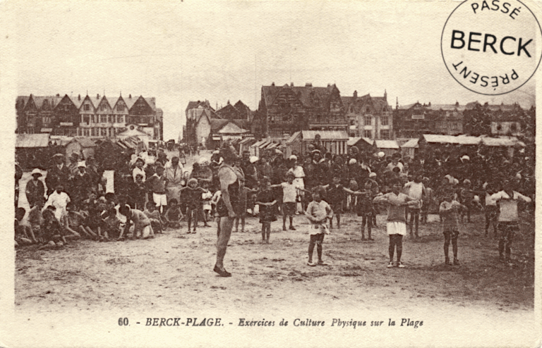 60 - Excercices de Culture Physique sur la Plage