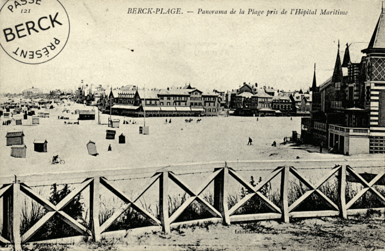 121 - Panorama de la Plage pris de l'Hôpital Maritime