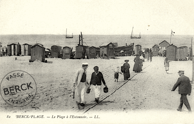 82 - La Plage à l'Entonnoir