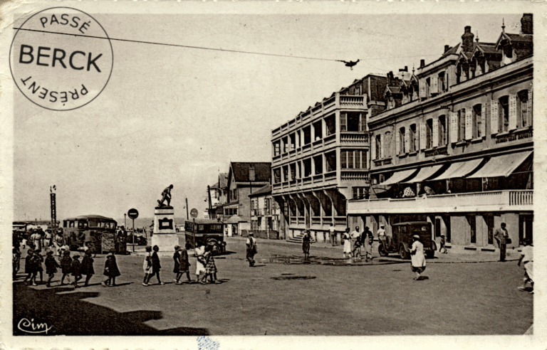 Place de l'Entonnoir
