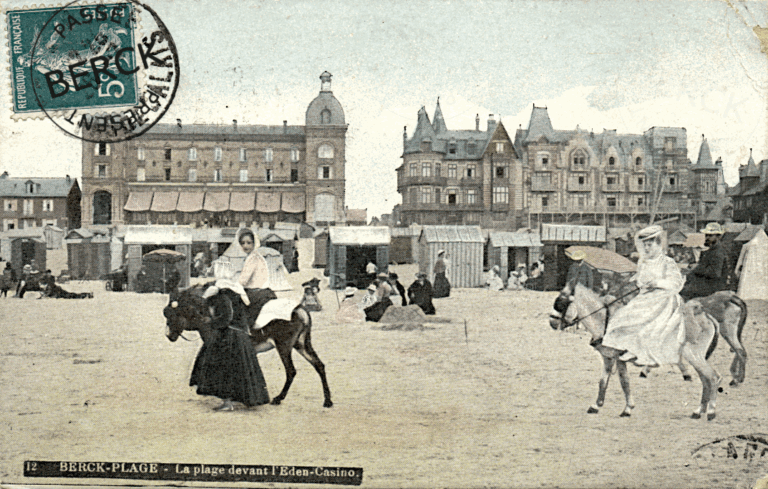 12 - La plage devant l'Eden-Casino