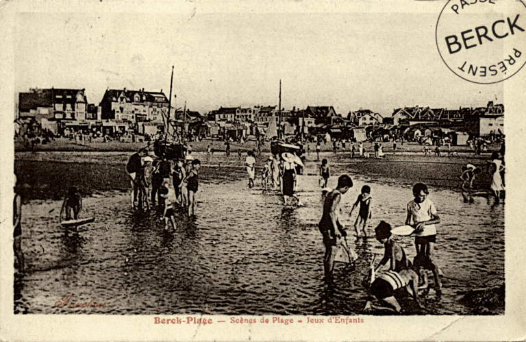 Scènes de Plage - Jeux d'Enfants