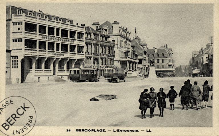 36 - L'Entonnoir