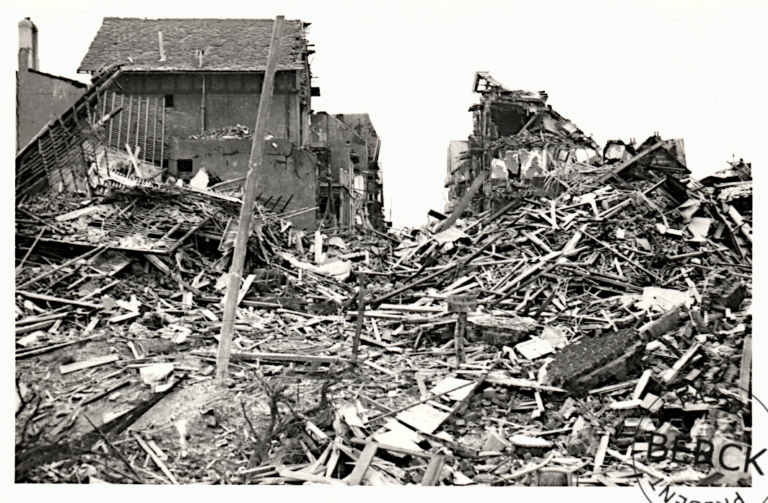 Destructions Rue de la Mer - Square st-Georges