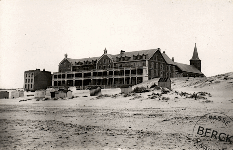 L'Hôpital Cazin vu des Dunes