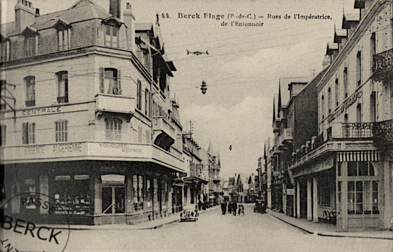44 - Rues de l'Impératrice, de l'Entonnoir