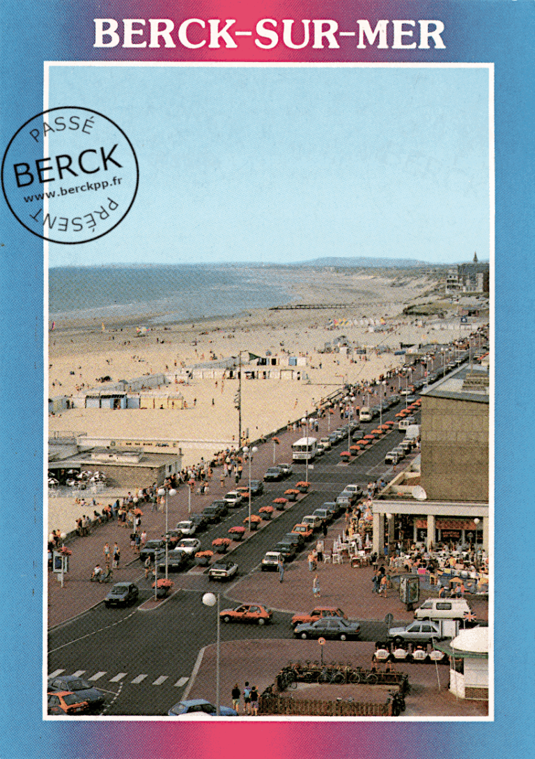 13 - BERCK UR MER - Vue générale de la plage et esplanade Parmentier