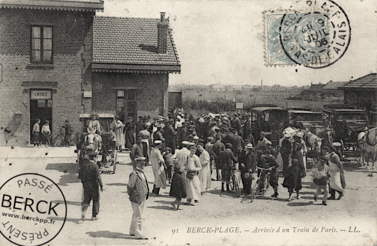 91 - Arrivée d'un train de Paris