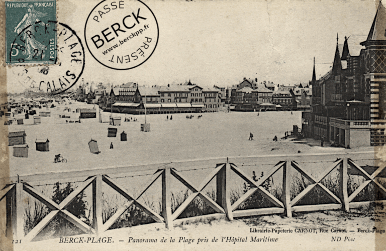 121 - Panorama de la Plage pris de l'Hôpital Maritime