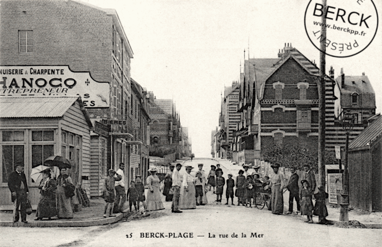 25 - La rue de la Mer
