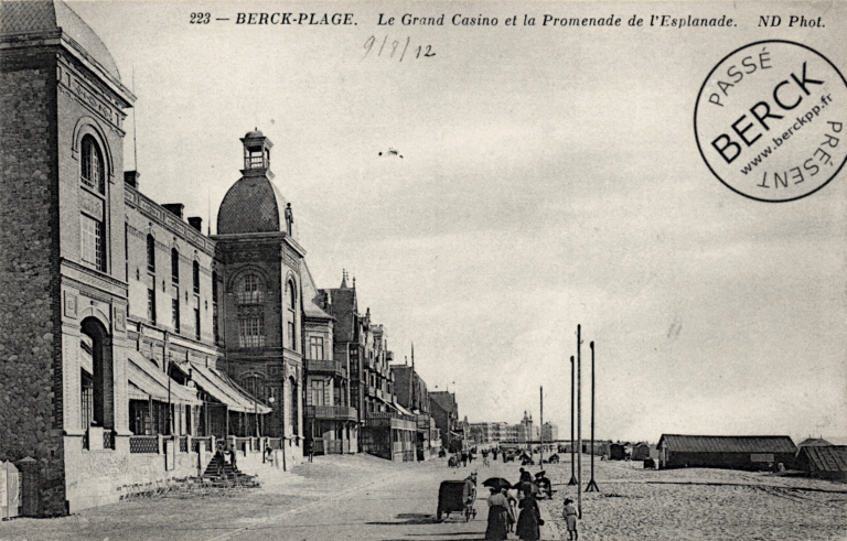 223 - Le Grand Casino et la Promenade de l'Esplanade