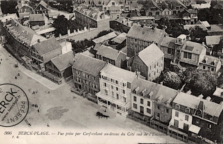 366 - Vue prise par Cerf-volant au-dessus du Côté Sud de l'Entonnoir